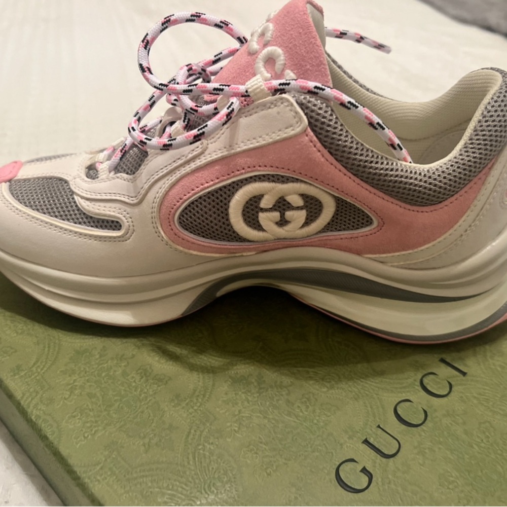Authentic Gucci Pink/grey/white sneaker. New with dust bags and box .